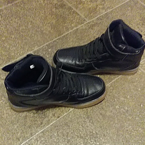 Light up shoes - Picture 2 of 5